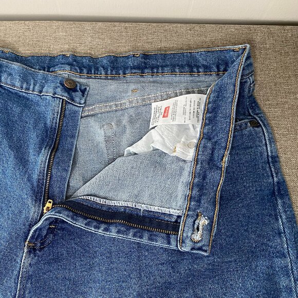 Wrangler Bermuda Denim Jean Shorts Men's 40 High Rise Blue Casual - Picture 4 of 15